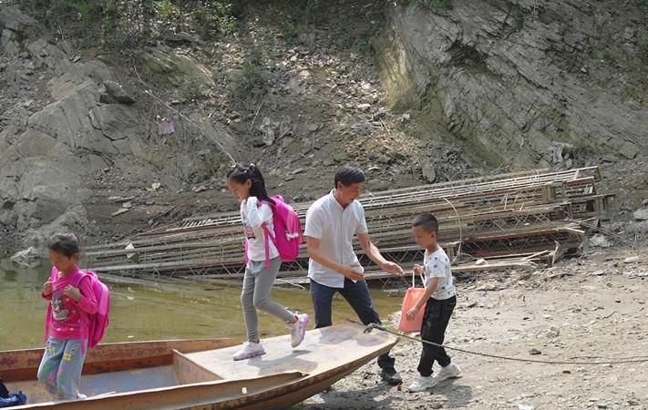 一程山路在线，探索与发现的奇幻旅程